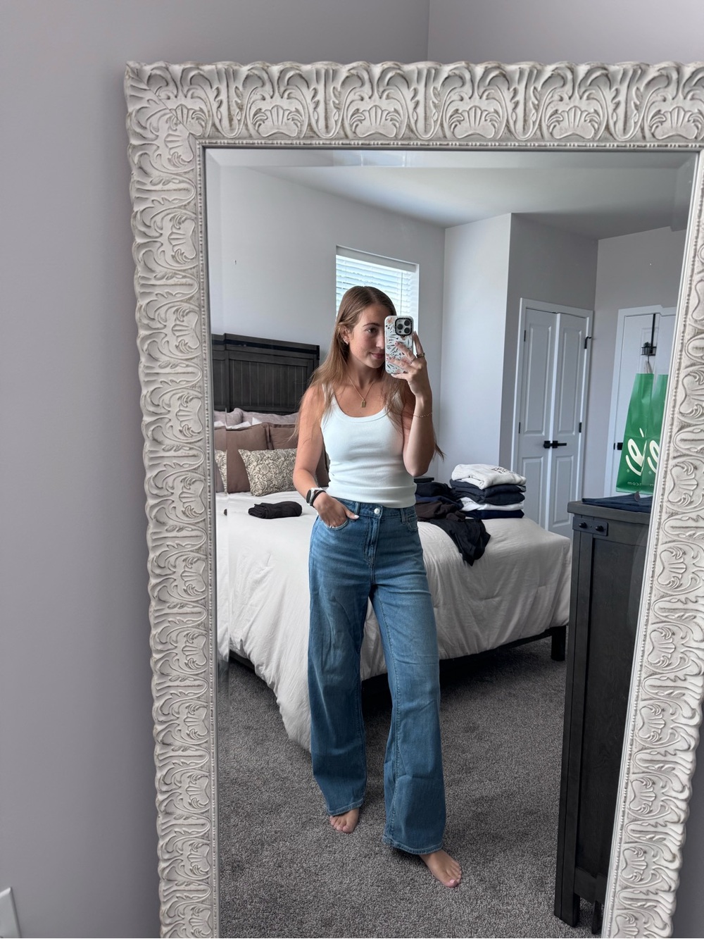 American Eagle Super High-Rise Baggy Wide Leg Jean